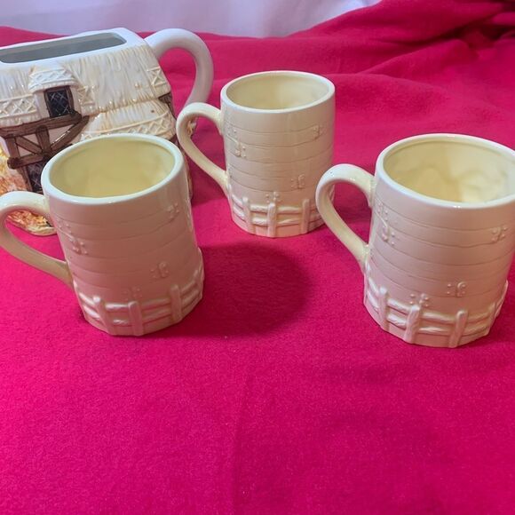 Annie Rowe Teapot -Autumn Cottage-Village with Mugs Set - Picture 10 of 16